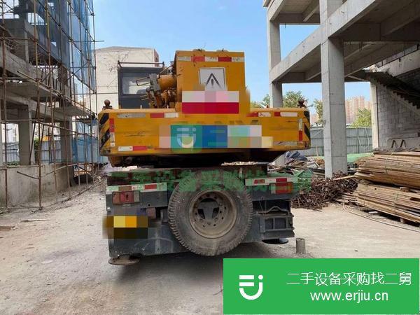 河北出售二手三一25噸吊車，手續(xù)齊全