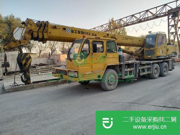 遼寧出售二手帶手續吊車。年審正常
