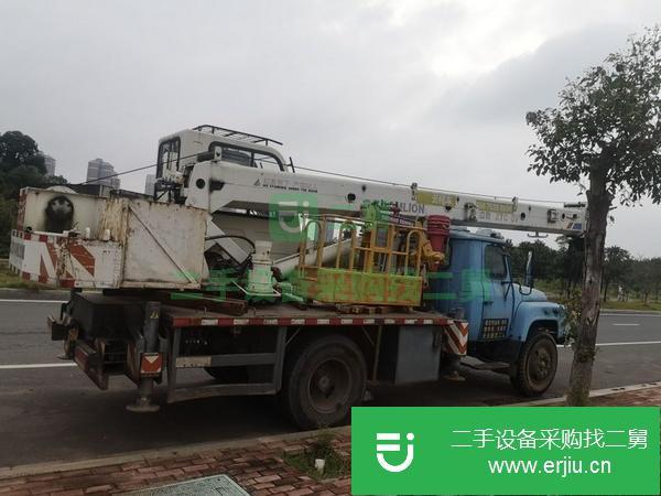 湖南出售二手中聯8噸吊車車況良好無事故