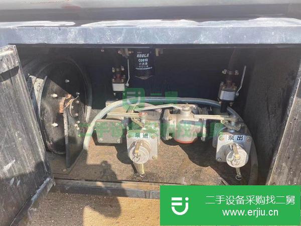 四川出售二手八噸油罐車