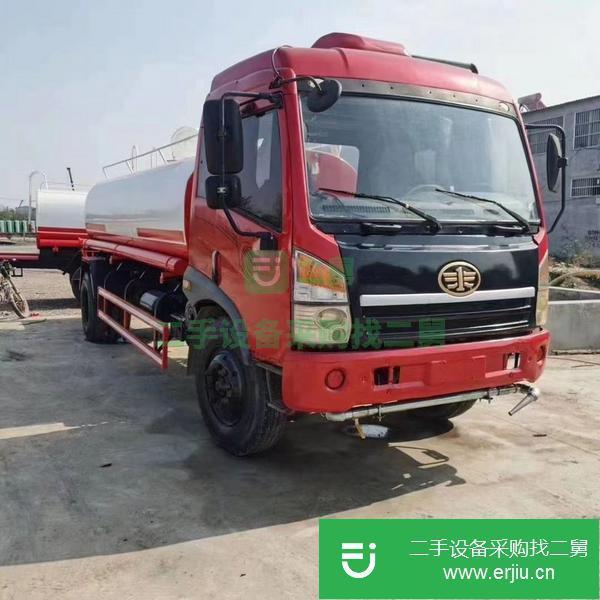 江西出售二手康明斯六缸180馬力灑水車