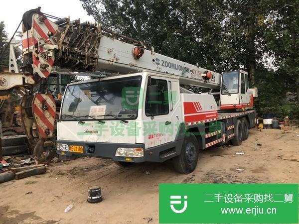 北京出售一臺中聯(lián)吊車，手續(xù)齊全正常審車