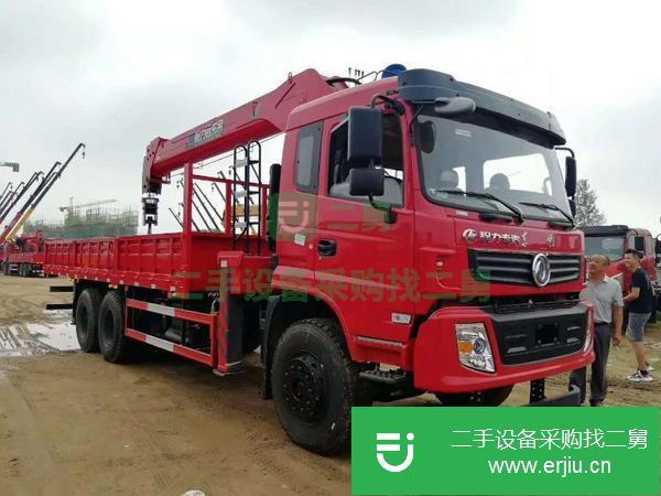 湖北出售二手后八輪?wèn)|風(fēng)吊車,玉柴發(fā)動(dòng)機(jī)240馬力