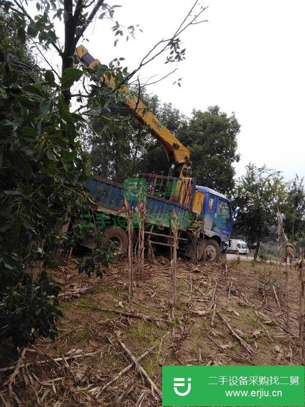 湖北出售二手徐工三節臂五噸隨車吊