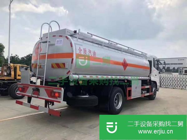 廣西出售二手東風5噸油罐車