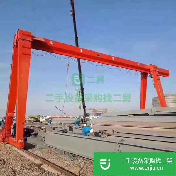 山東出售二手10噸跨度18米起升有效6米全包廂龍門吊