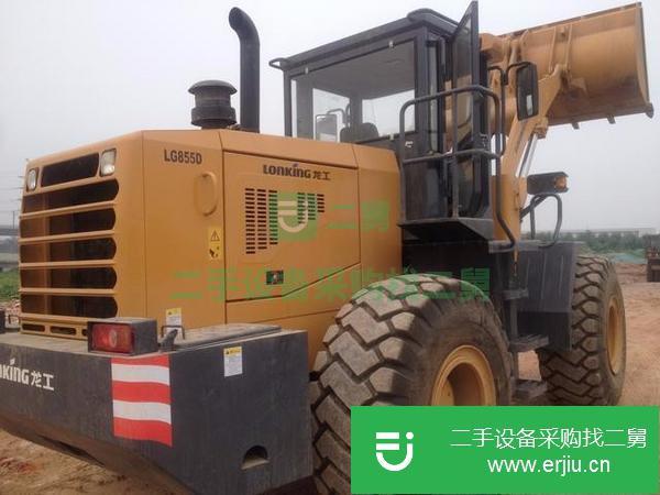 新疆出售二手龍工833B裝載機2017年