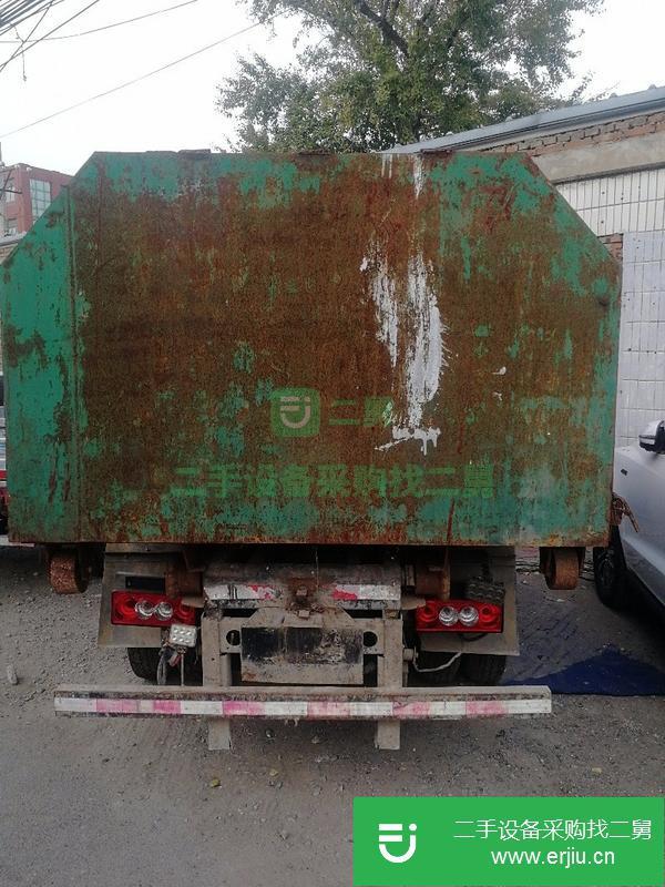 北京出售二手京牌國五環衛六立方勾臂箱式垃圾車