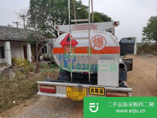 安徽出售二手國五5噸油罐車，可異地審