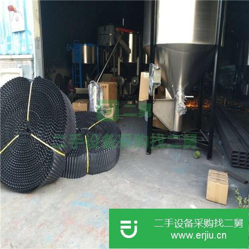 廣東出售二手逆流式圓形玻璃鋼冷卻塔