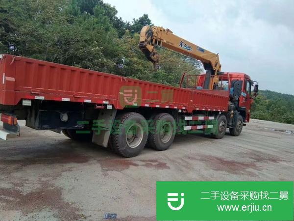 四川出售二手徐工12噸前四后八270馬力隨車吊