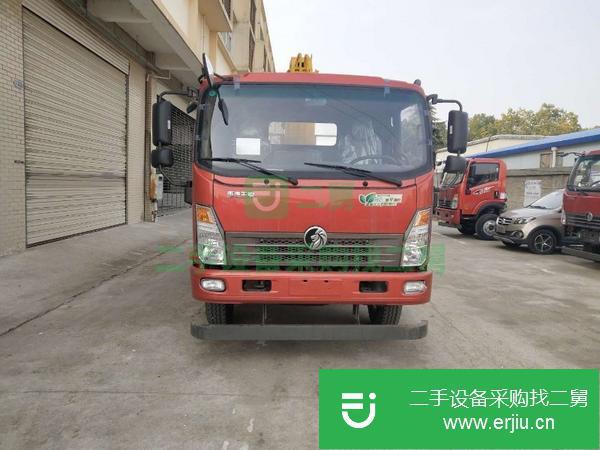 青海出售二手徐工3.2噸130馬力隨車吊