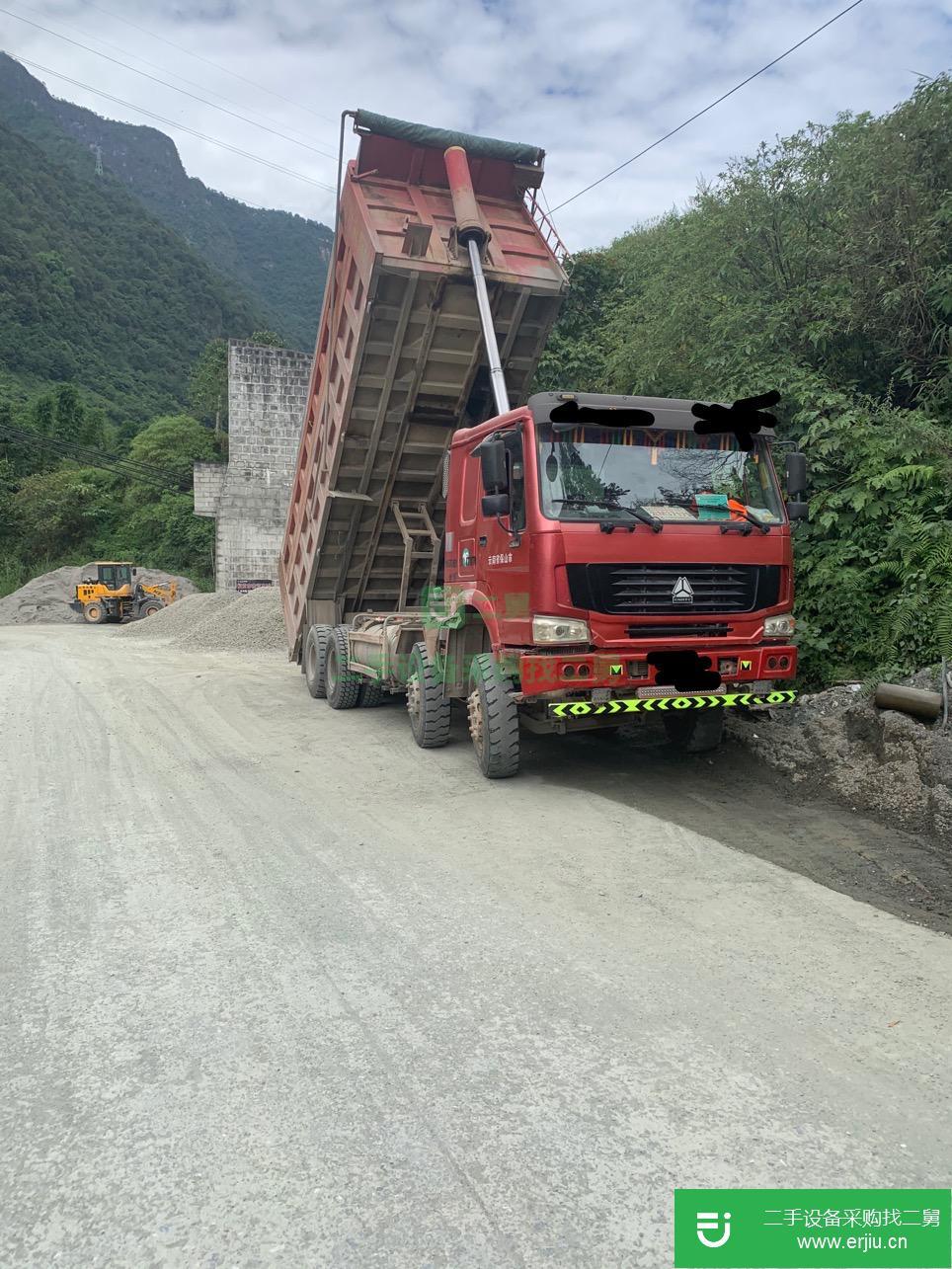 云南出售二手重汽豪沃自卸車