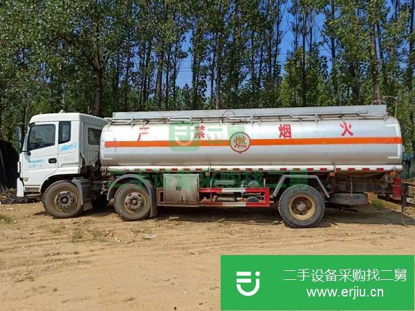 河南出售二手前四后四東風油罐車，跑了4萬多公里，歐標全套