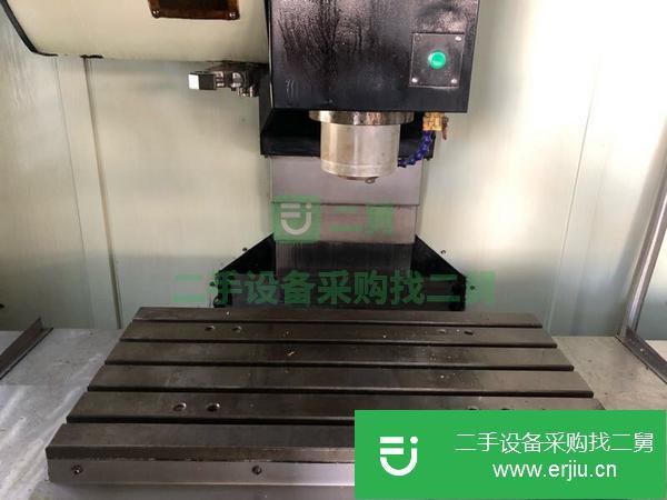 江蘇出售二手臺群T-8L加工中心