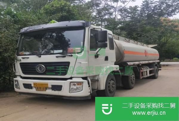 安徽出售二手東風小三軸油罐車12噸