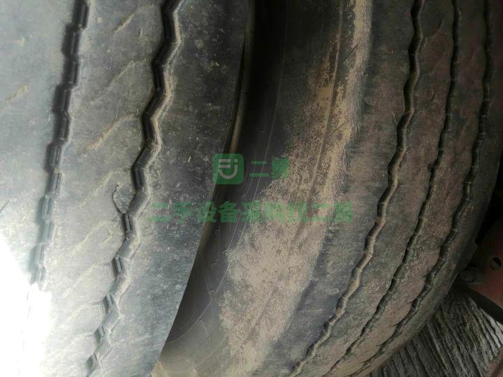 出售二手九成新的13米高低板半掛車，1.6米的，富華軸