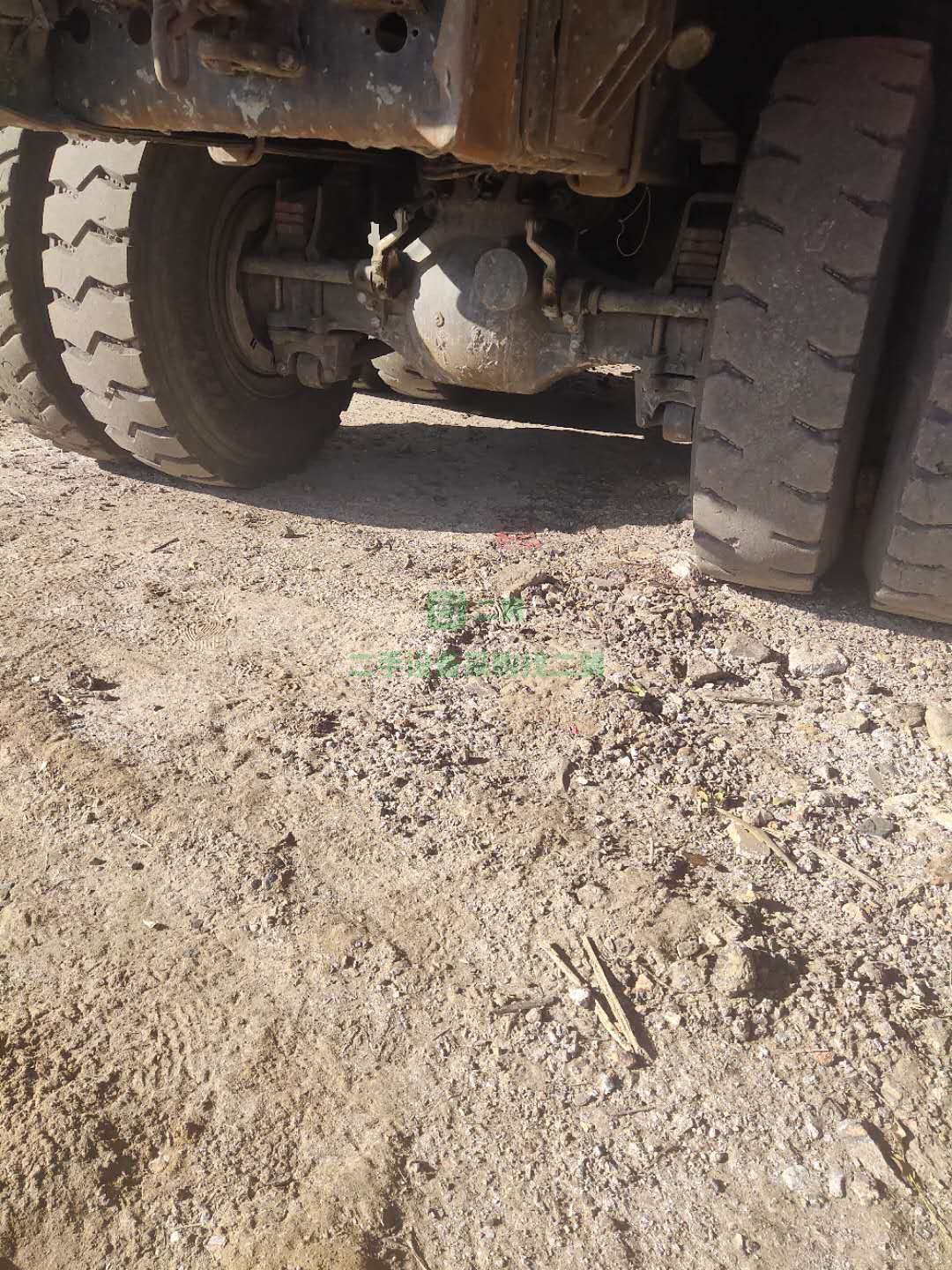 急售二手的16年國三北奔自卸車340馬力濰柴發動機