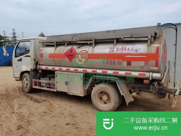 安徽出售二手5噸油罐車朝柴發動機100馬力