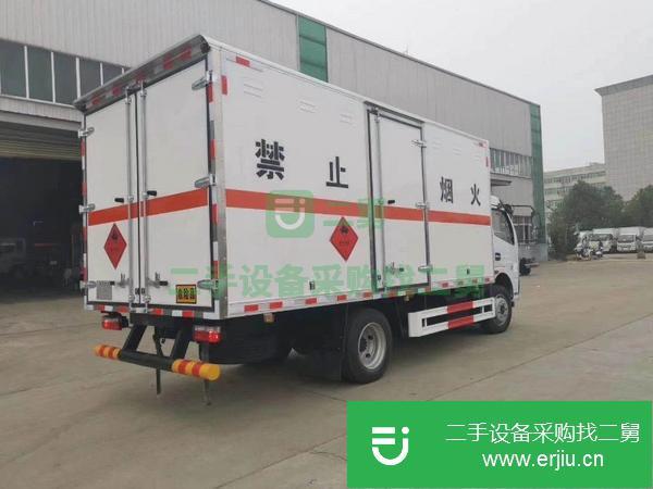 內蒙古出售二手東風多利卡易燃液體廂式運輸車包上戶可分期