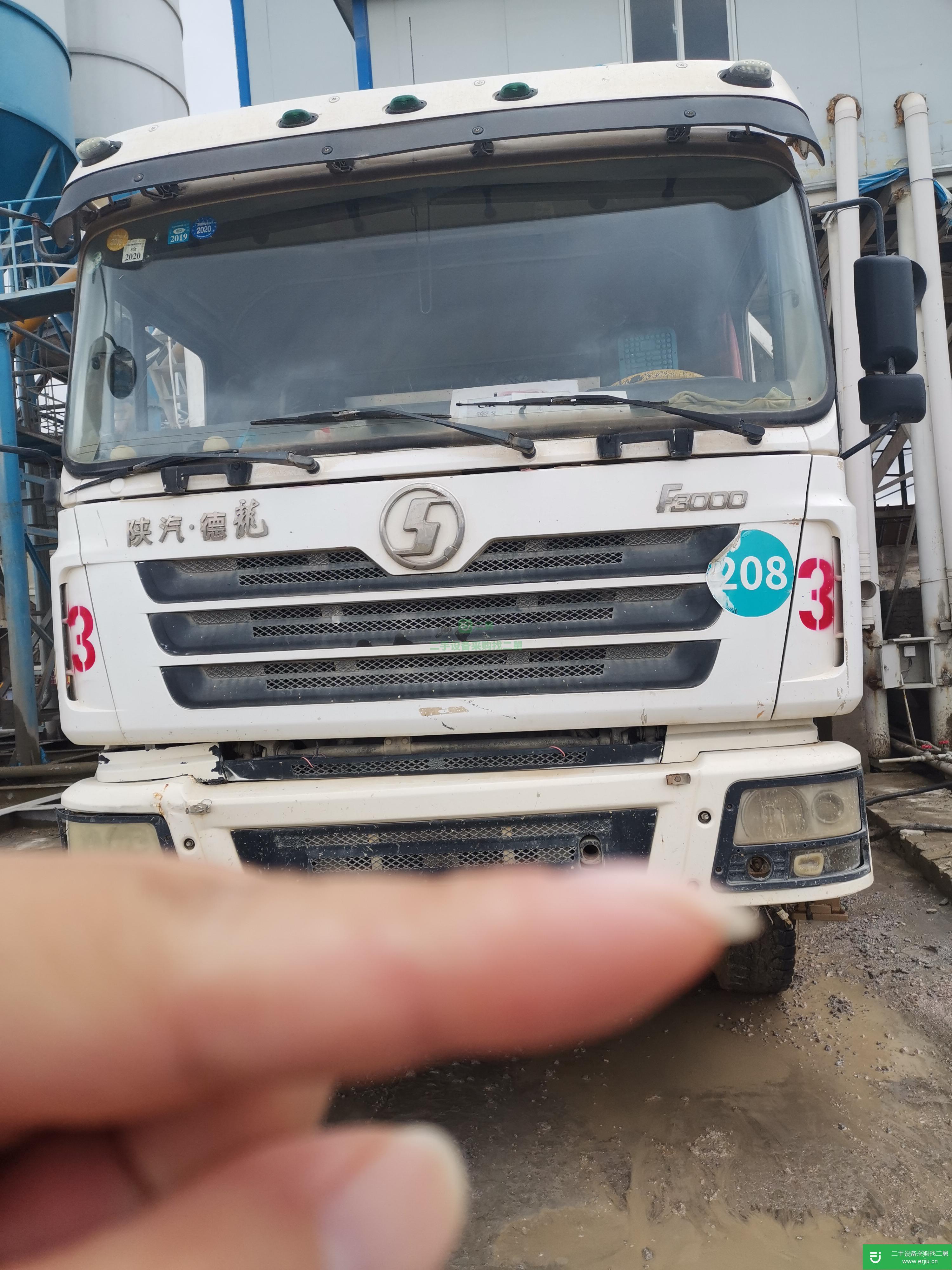 貴州出售二手陜汽重卡380馬力攪拌車