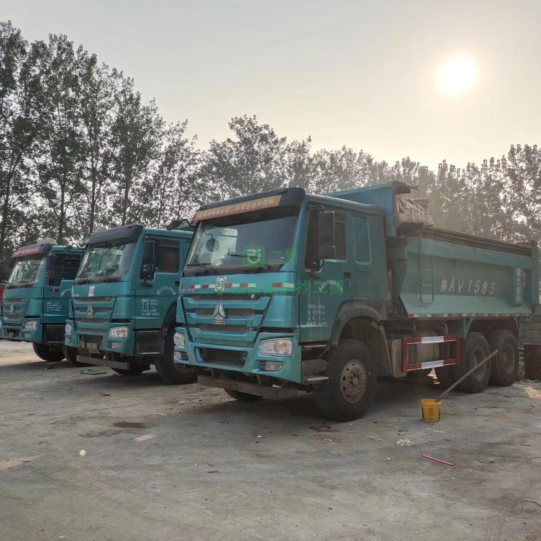 出售豪沃18年的自卸車，國五排放量