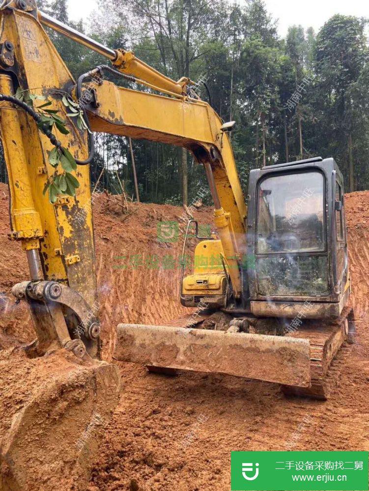 安微出售二手現代R80-7挖掘機