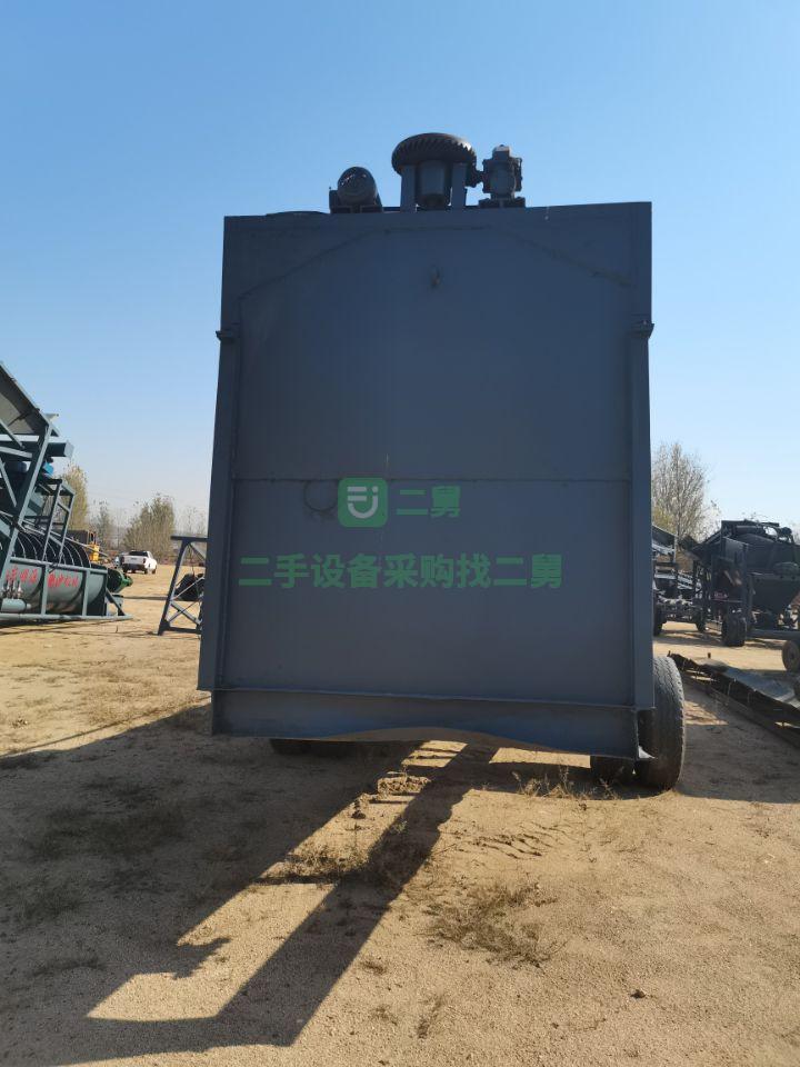 出售19年的二手1500箱攪龍洗砂機(jī)，500減速機(jī)22千瓦