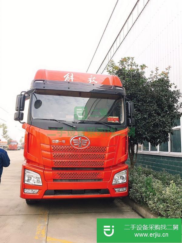 貴州出售二手35噸解放油罐車450馬力