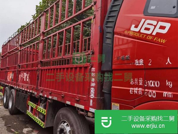 湖北出售二手17年10月國五9.6米前四后八高欄貨車