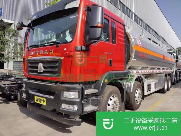 湖北出售二手重汽鋁合金油罐車可分期包上戶