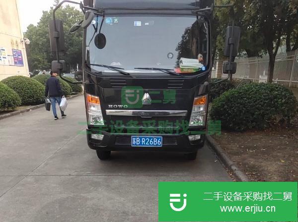 江蘇出售二手重汽豪沃4.2米廂式貨車車況良好,無事故