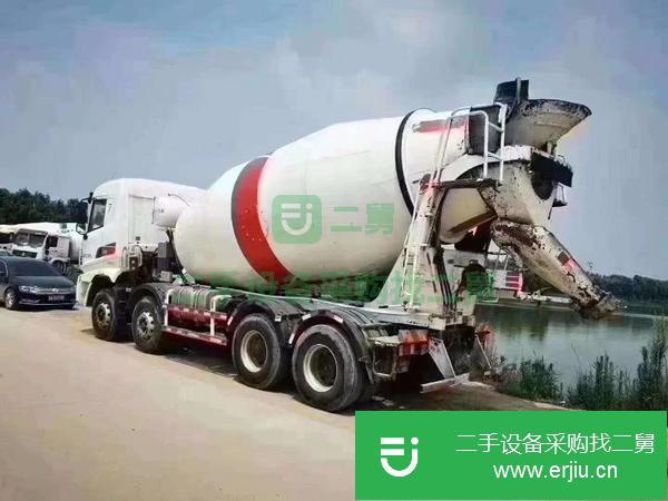 天津出售二手三一12方輕量化攪拌罐車車況精品