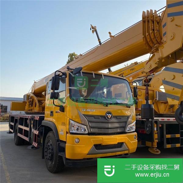 山東出售二手徐工16噸吊車臂長8.5米5節(jié)