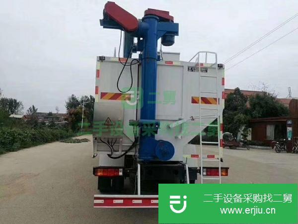廣西出售二手陜汽小三軸24方散裝飼料運輸車