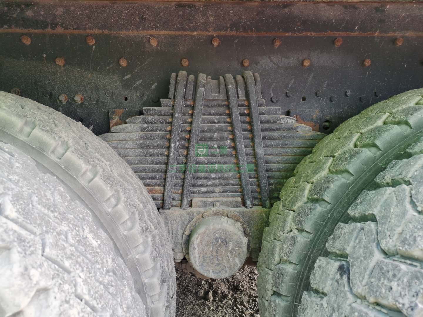 出售19年9月，精品國五歐曼自卸車，濰柴430馬力，貨箱8.6米