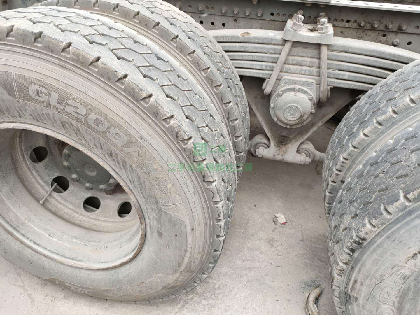 出售豪沃T7雙驅輕體540馬力帶液緩國五排放牽引車 可分期