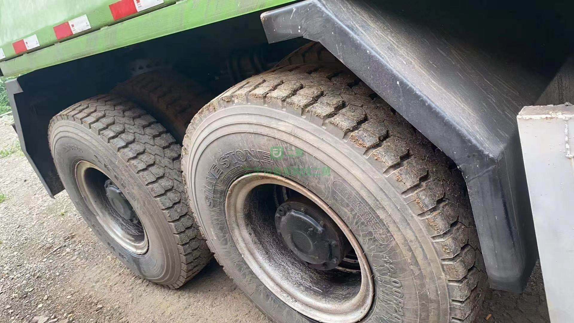 出售一臺18年4月歐曼自卸車，箱長5.6米