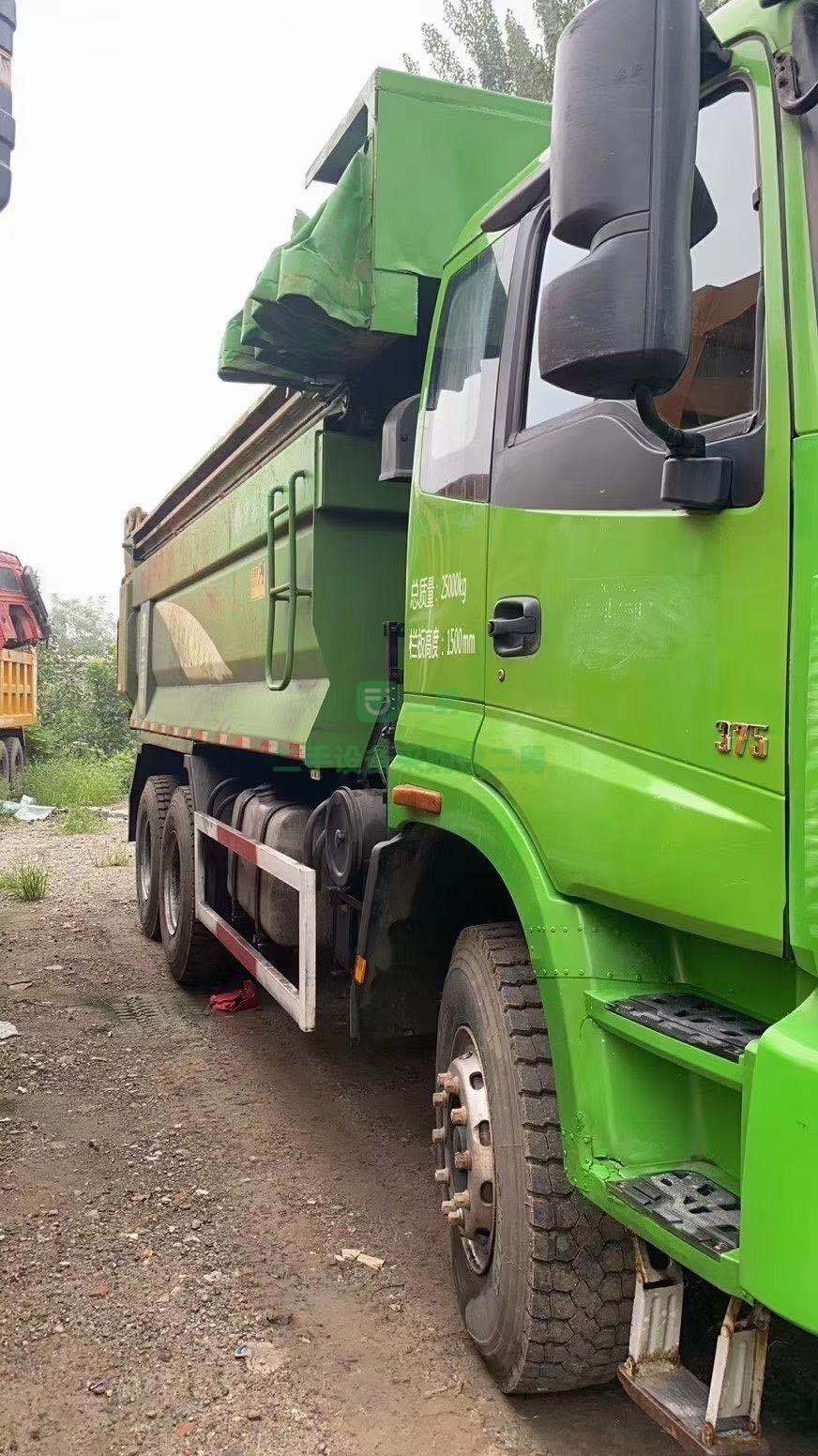 出售一臺18年4月歐曼自卸車，箱長5.6米