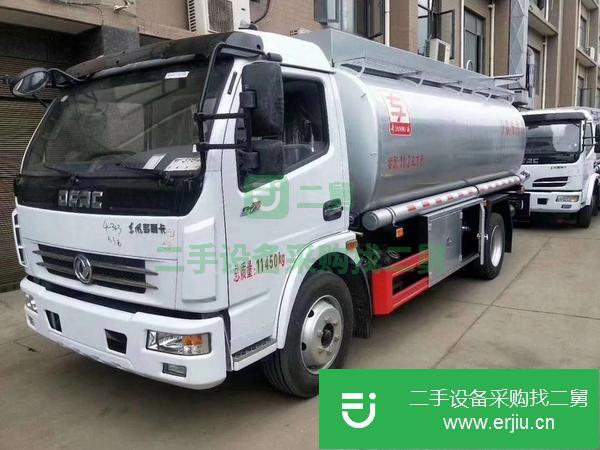 江蘇出售二手東風8噸油罐車發動機玉柴150馬力
