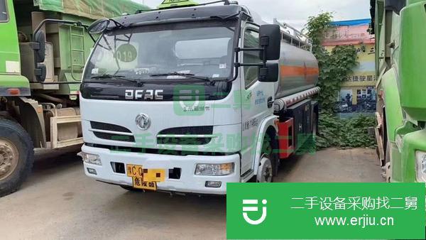 湖北出售二手油罐車8噸玉柴150馬力手續齊全