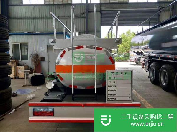 江蘇出售二手解放2噸油罐車國(guó)五