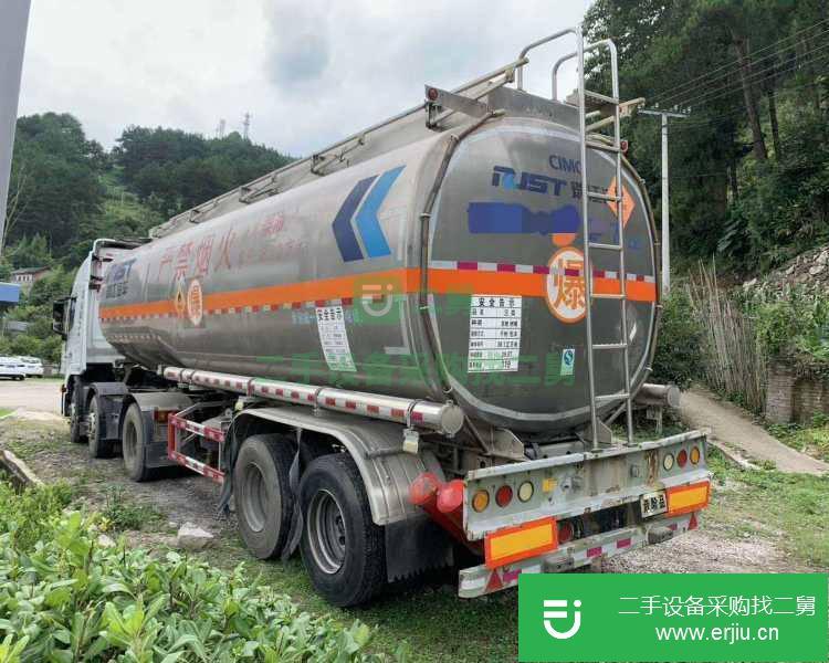 湖北出售二手東風五軸油罐車