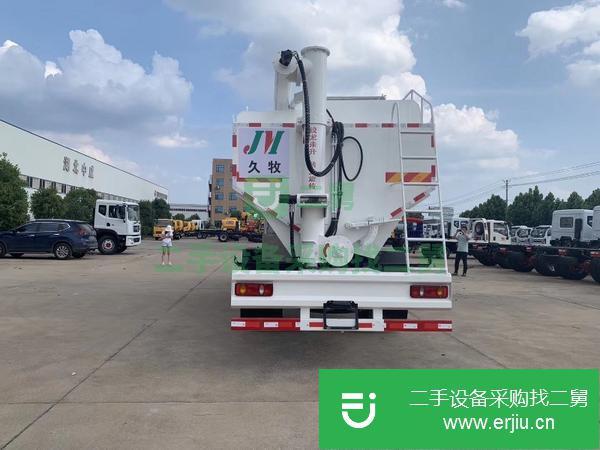 重慶出售東風天錦10方散裝飼料運輸車