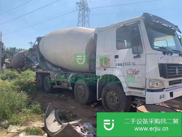 甘肅出售二手18方豪沃攪拌車手續(xù)齊全