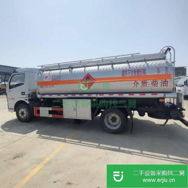 湖北出售二手東風多利卡8噸油罐車