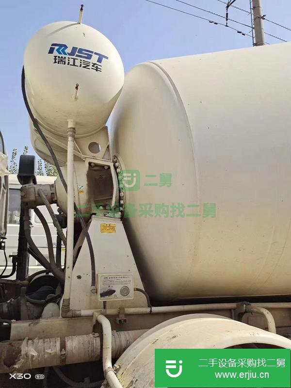 山東出售二手國五豪沃攪拌車，瑞江上裝 大20方，車況精品！