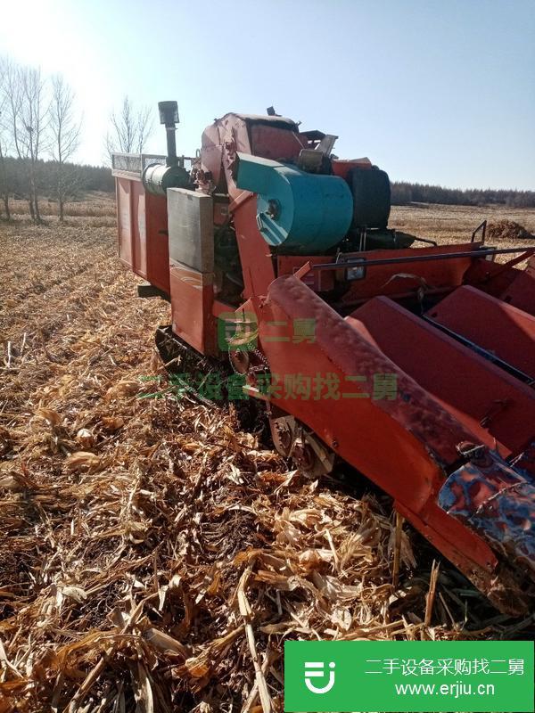 吉林出售二手巨明三行履帶玉米收割機