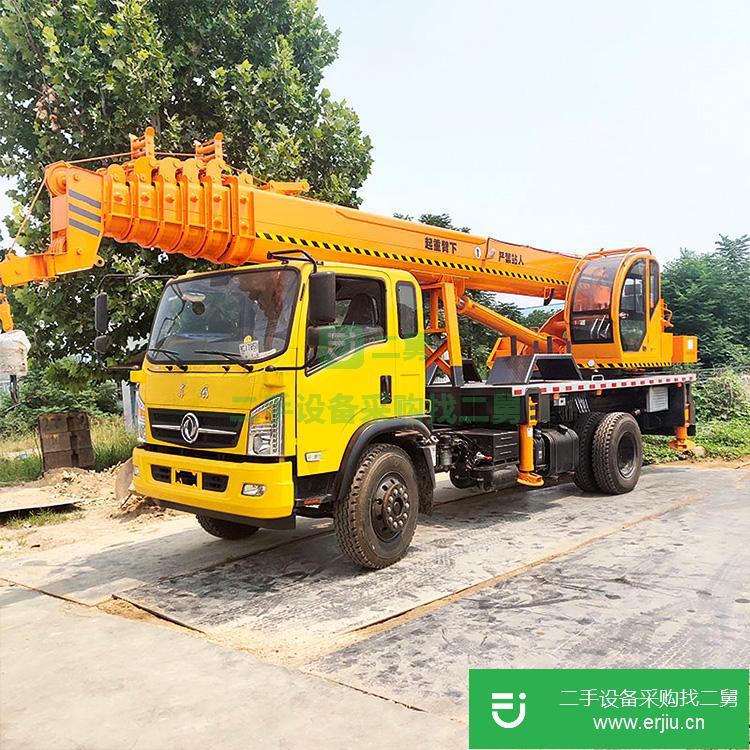 山東出售二手馳通重工25噸汽車吊