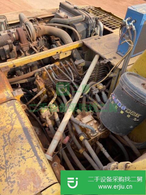 廣東出售二手小松200-6挖掘機(jī)